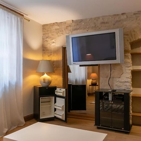 Appartement Les Joyaux Tournusiens Extérieur photo