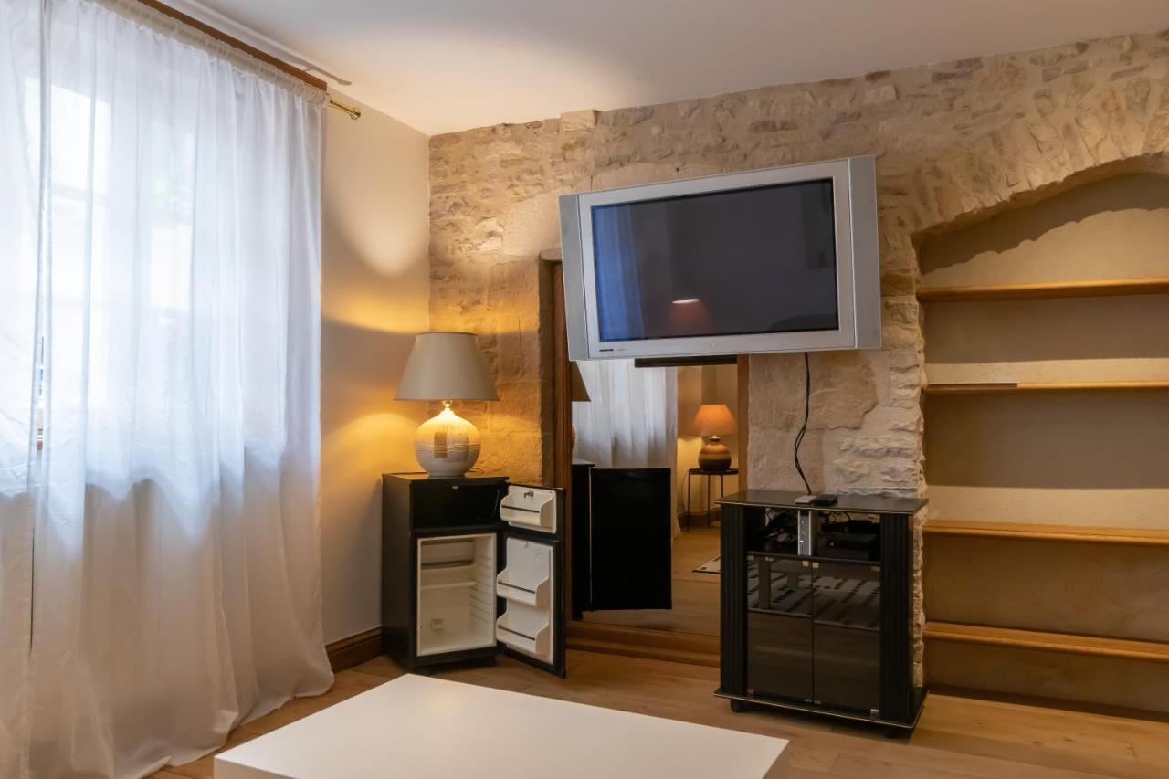 Appartement Les Joyaux Tournusiens Extérieur photo